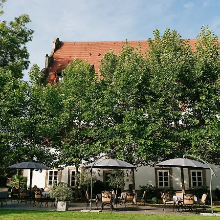 Schloss Lehen 3*