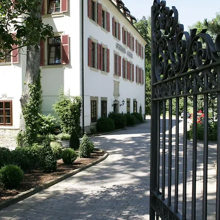 酒店 Schloss Lehen 3*