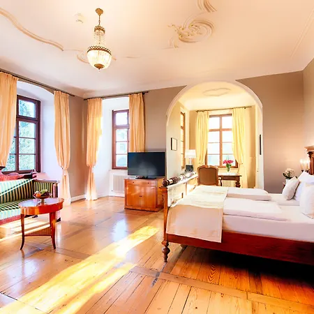 Schloss Lehen Hotel Bad Friedrichshall