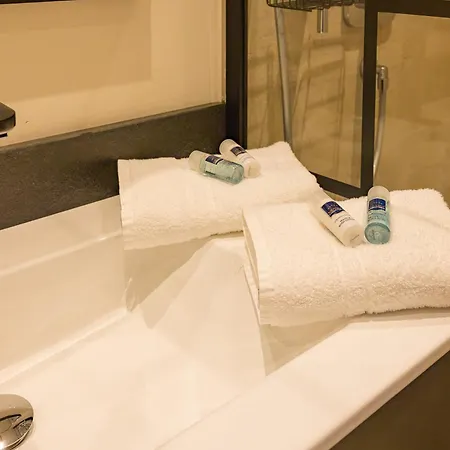 Hotel Schloss Lehen 3*