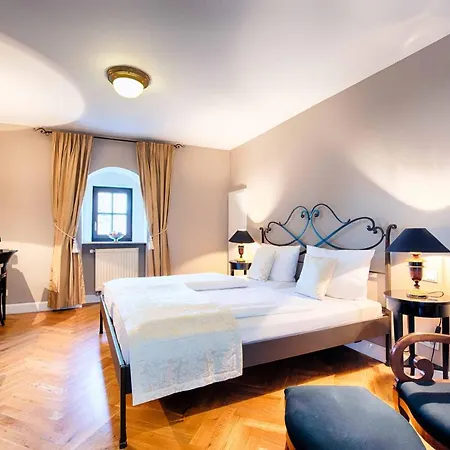 Schloss Lehen Hotel Bad Friedrichshall