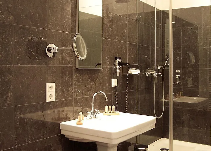 Otel Schloss Lehen Bad Friedrichshall