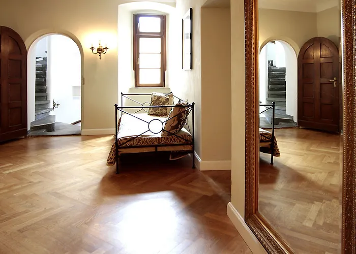 Schloss Lehen Otel Bad Friedrichshall